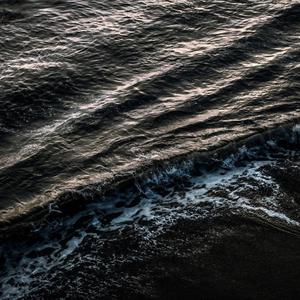 日本巨大波霸乳裸交孕妇
