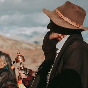 91探花在线播放1区2区3区
